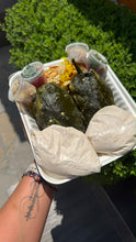 Cargar imagen en el visor de la galería, Hielera con 2 Chiles en Nogada
